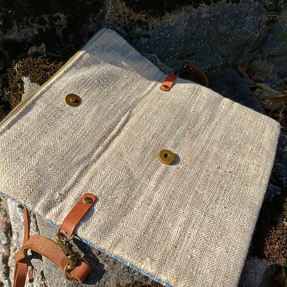 NWOT handmade, foldover 